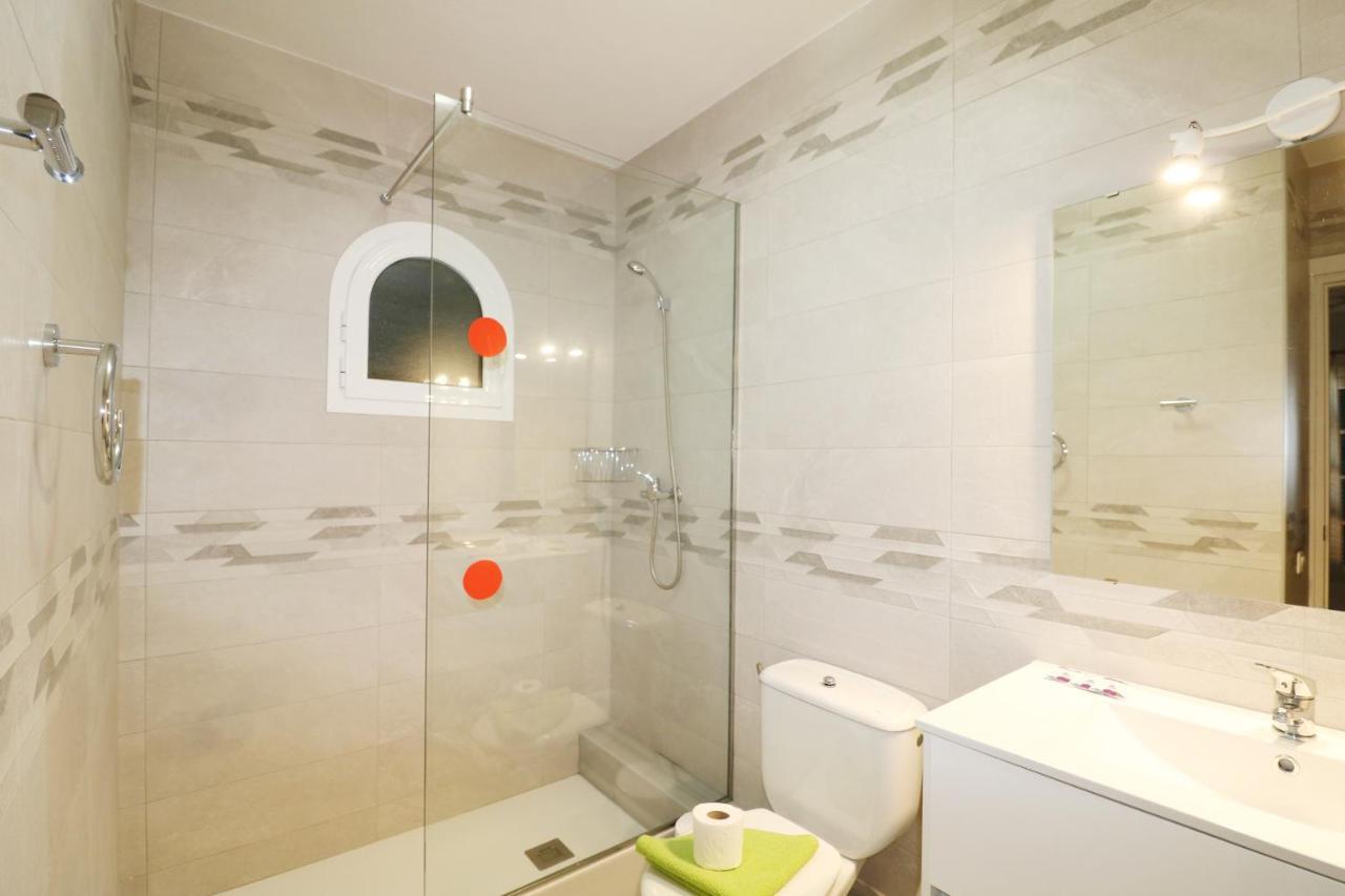 Villa Las Marinas - 4, Con Piscina Privada Y A 5 Minutos De La Playa Аренал д'ен Кастел Екстериор снимка